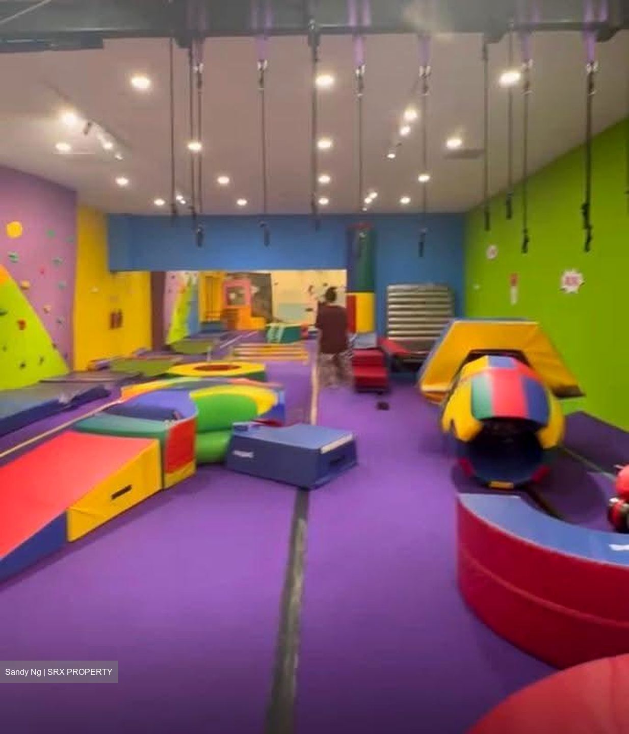 Dairy Farm Residences (D23), Retail #608527141